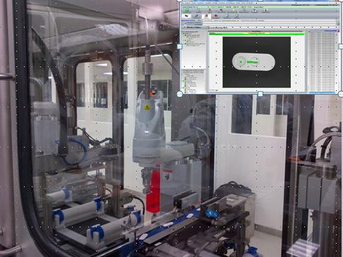 Mittels einer bildgestützten Lageerkennung werden Medizinprodukte sicher erkannt und vom Roboter transportiert